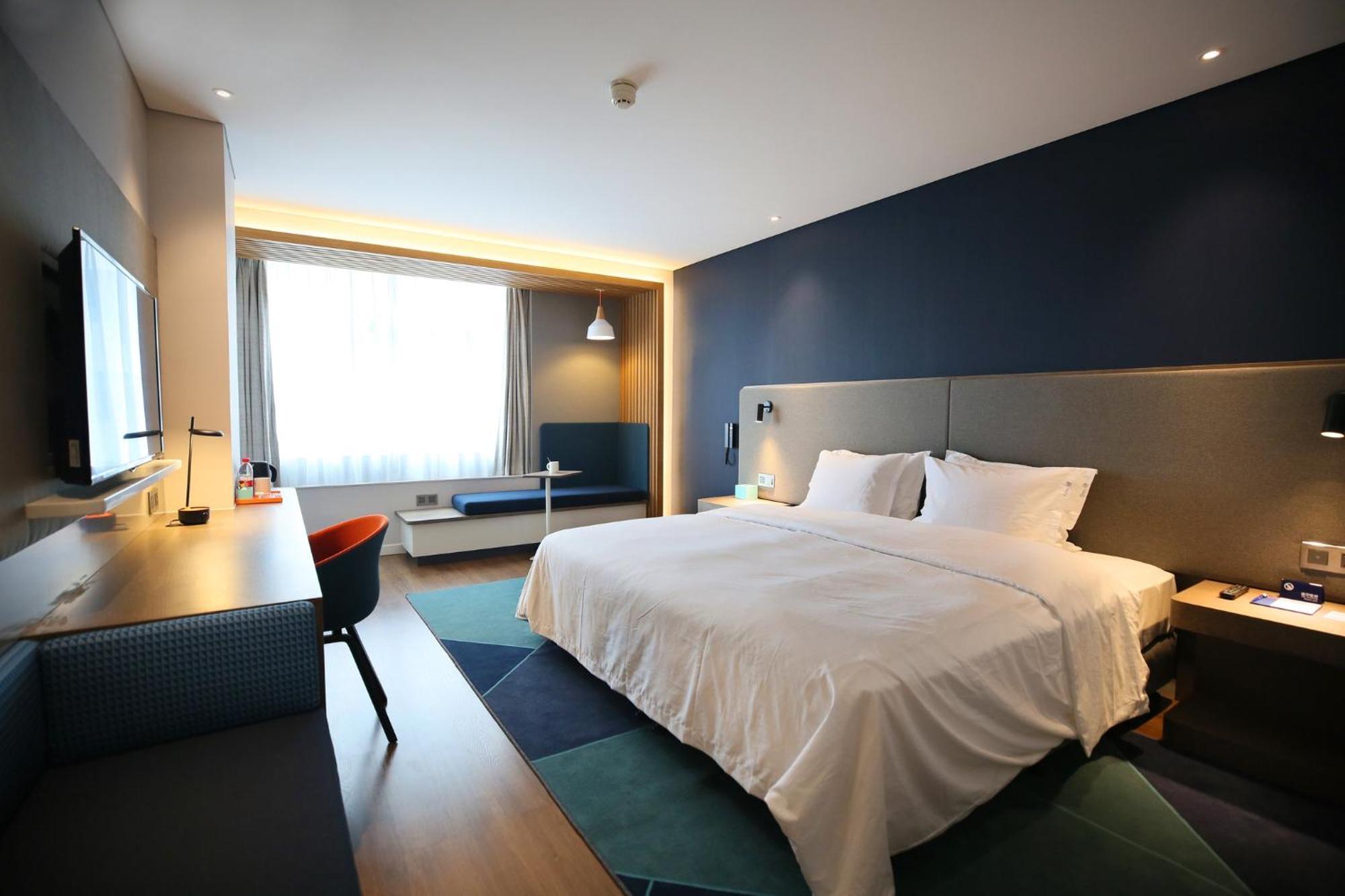 Holiday Inn Express Chengdu North Railway Station By Ihg - Near Panda Base, Near Chunxi Road Zewnętrze zdjęcie
