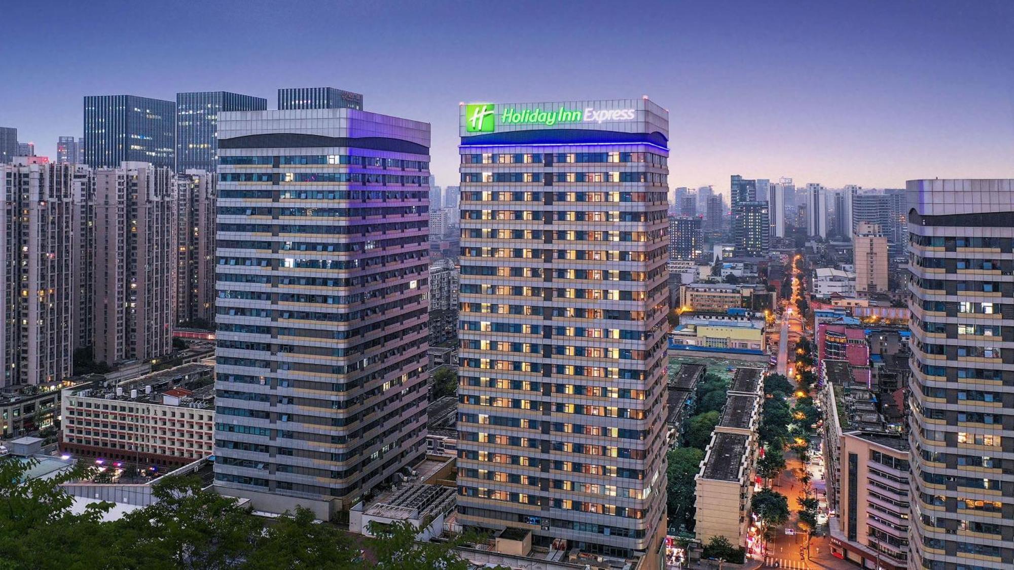 Holiday Inn Express Chengdu North Railway Station By Ihg - Near Panda Base, Near Chunxi Road Zewnętrze zdjęcie