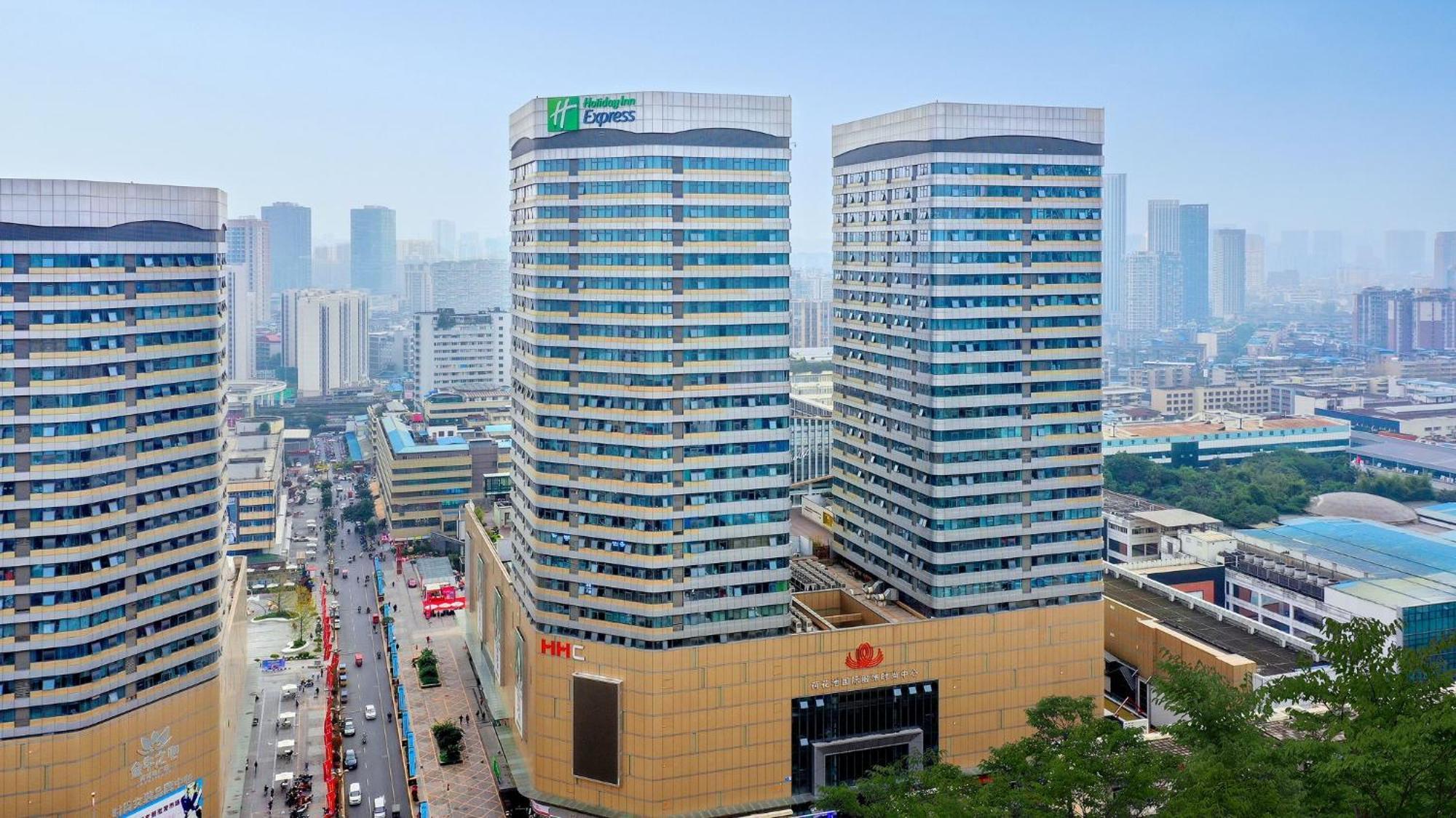 Holiday Inn Express Chengdu North Railway Station By Ihg - Near Panda Base, Near Chunxi Road Zewnętrze zdjęcie
