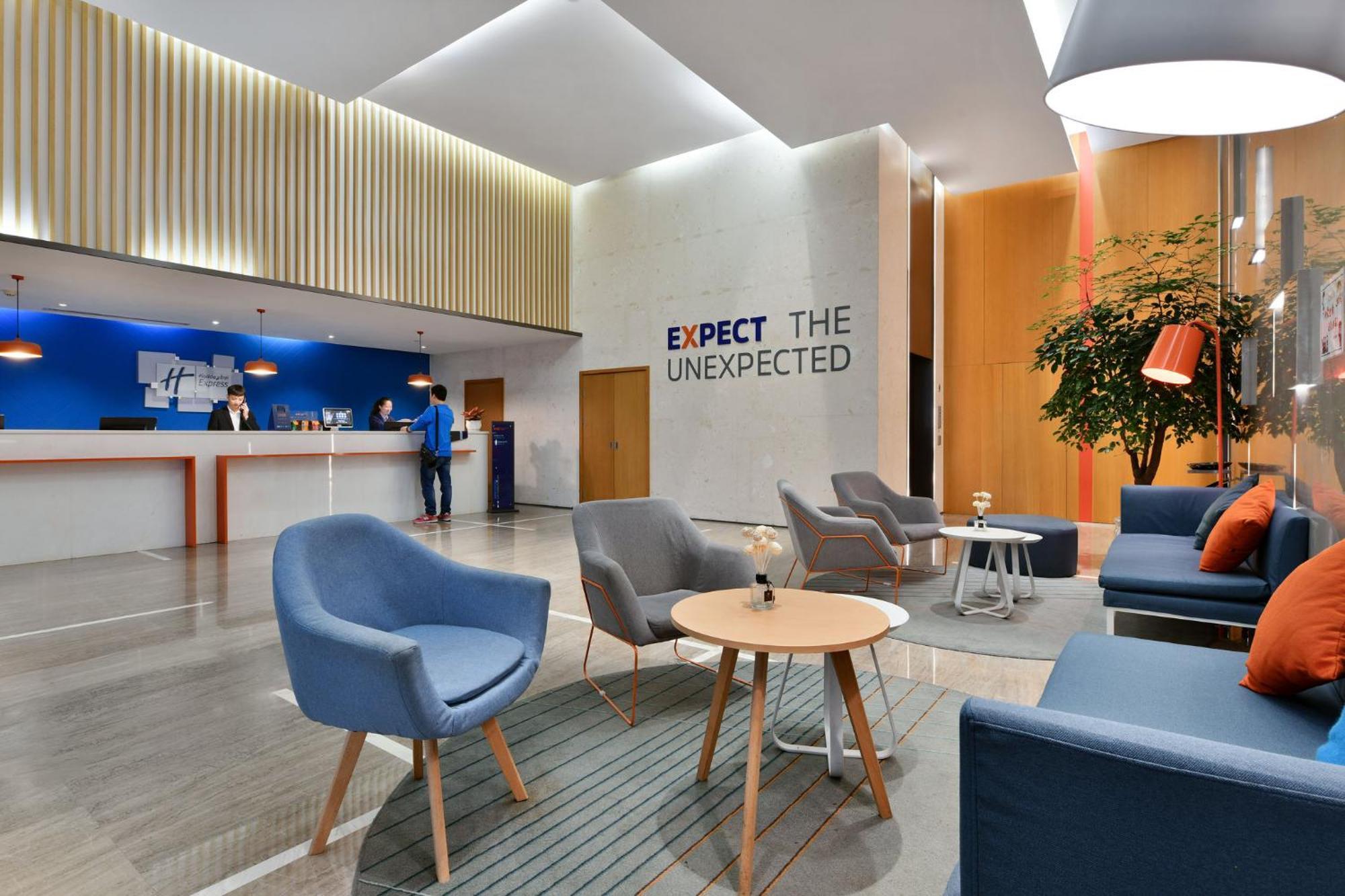 Holiday Inn Express Chengdu North Railway Station By Ihg - Near Panda Base, Near Chunxi Road Zewnętrze zdjęcie